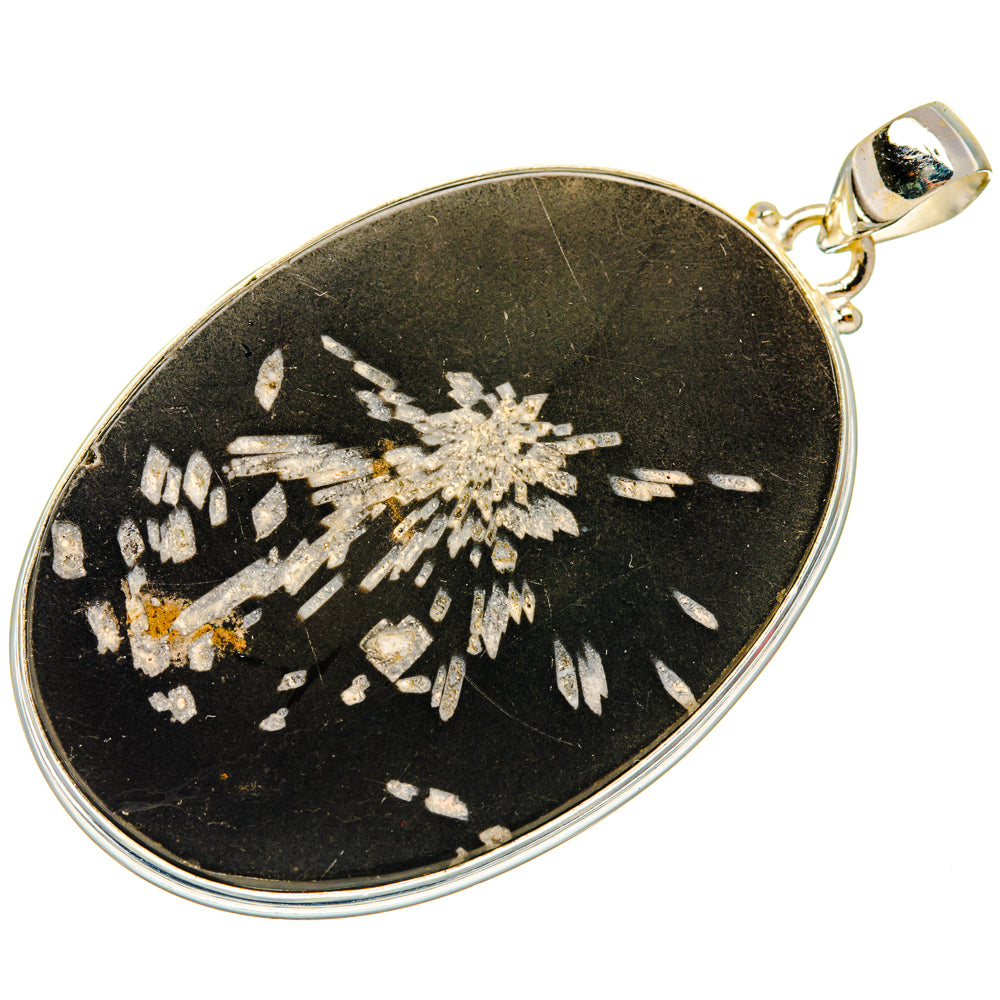Chrysanthemum Stone Pendants handcrafted by Anasilvercos - PD28119 - Photo 2