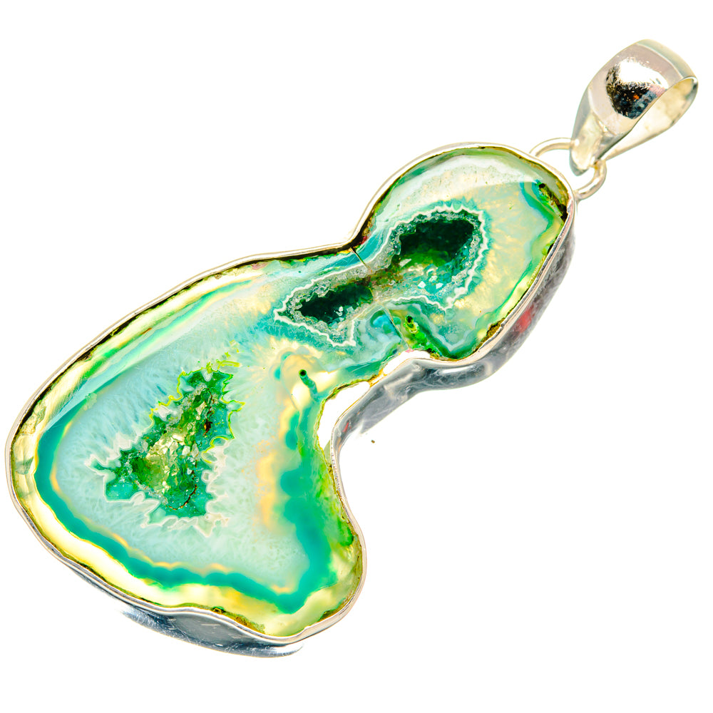 Green Geode Slice Pendants handcrafted by Anasilvercos - PD29178 - Photo 2