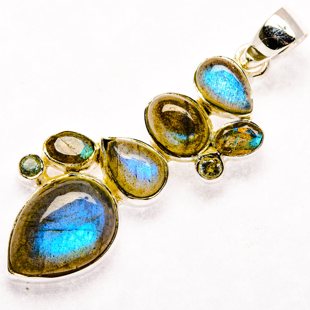 Labradorite Pendants handcrafted by Anasilvercos - PD30075 - Photo 2