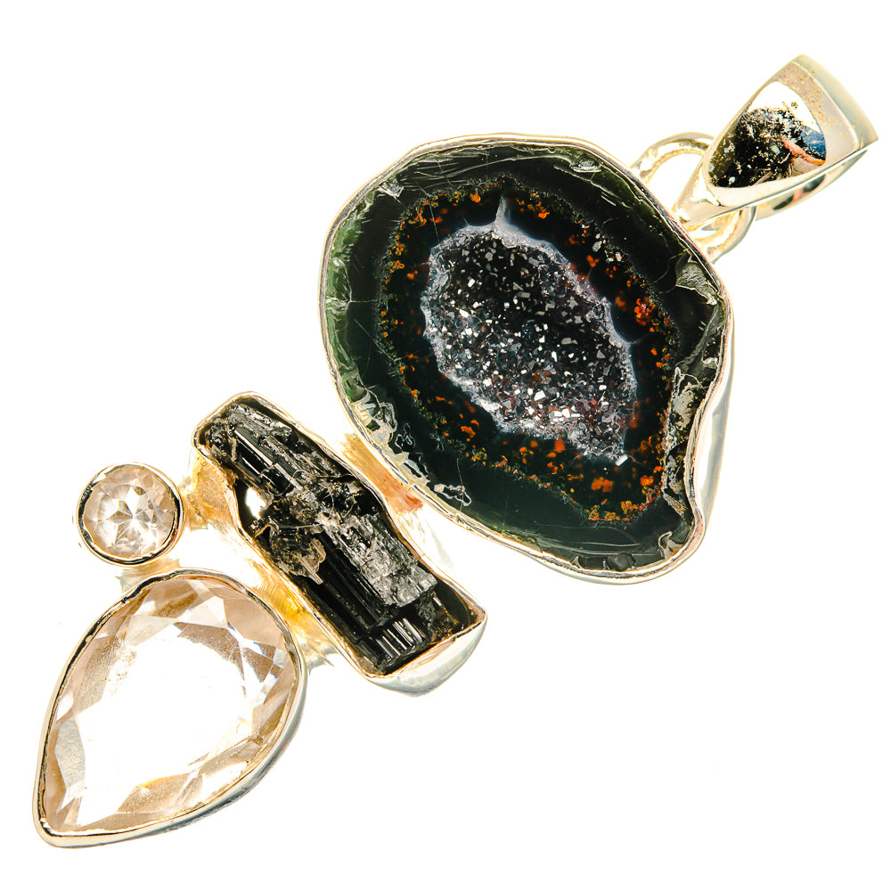 Black Geode Slice Pendants handcrafted by Anasilvercos - PD30851 - Photo 2