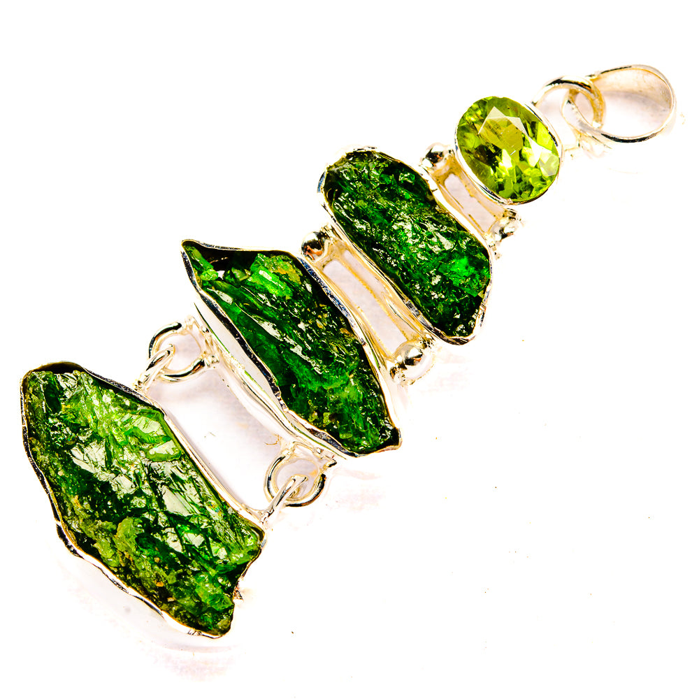 Chrome Diopside Pendants handcrafted by Anasilvercos - PD31354 - Photo 2