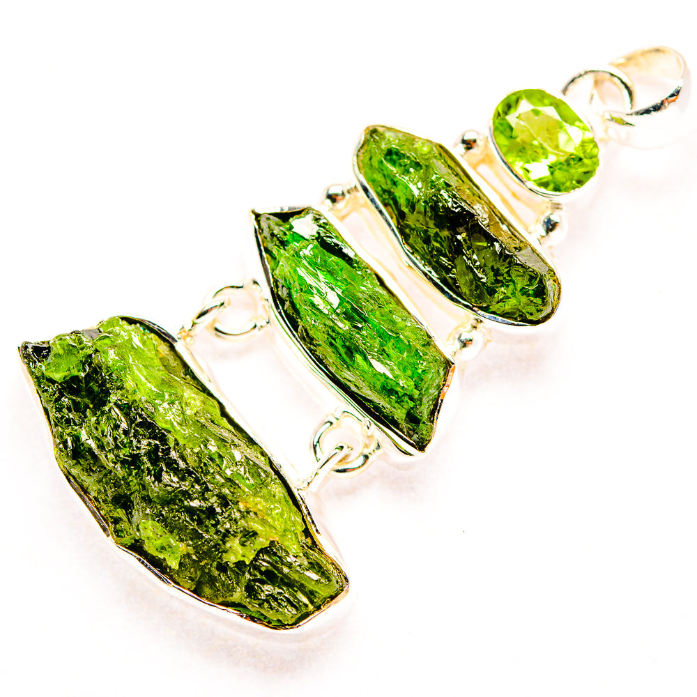 Chrome Diopside Pendants handcrafted by Anasilvercos - PD31878 - Photo 2