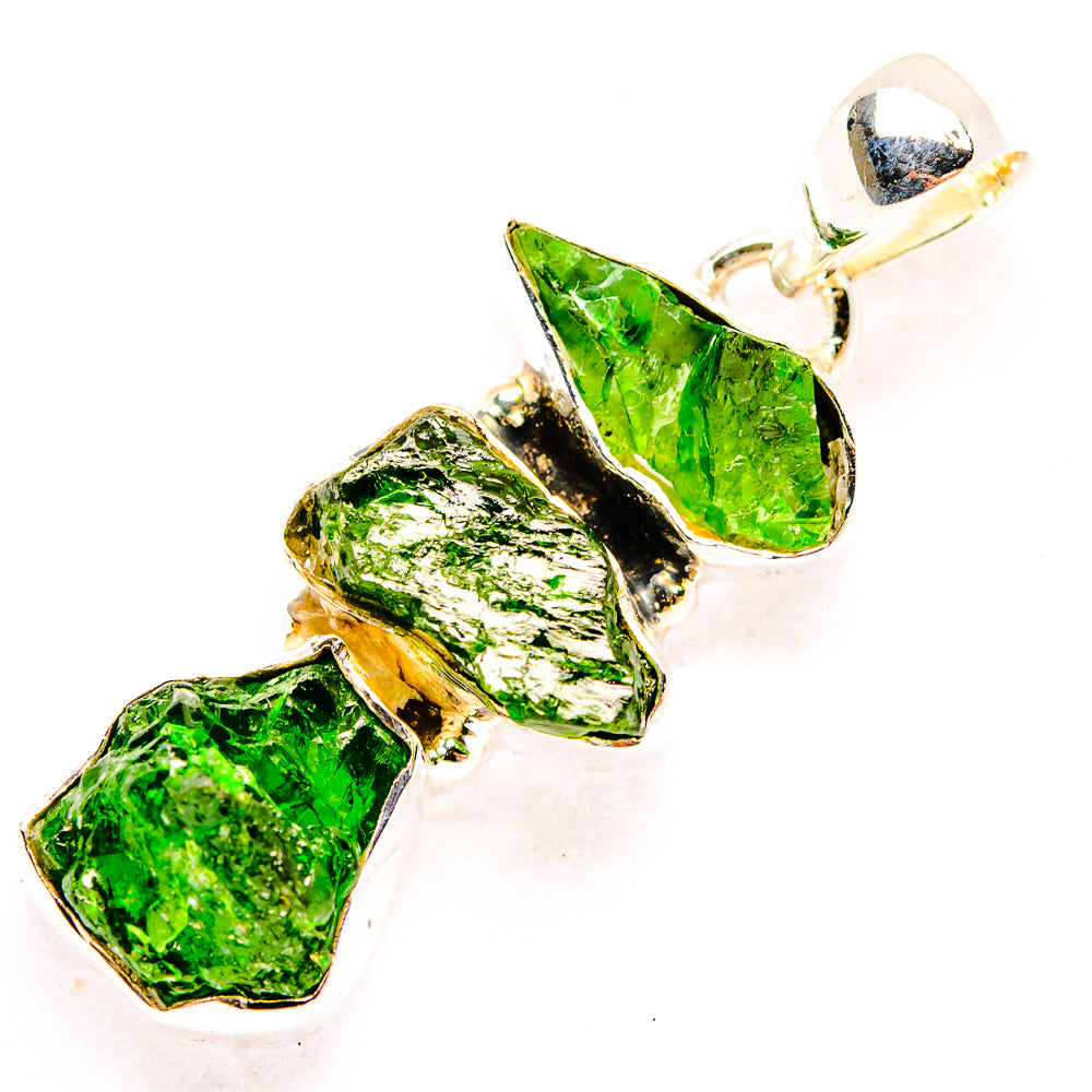 Chrome Diopside Pendants handcrafted by Anasilvercos - PD31886 - Photo 2
