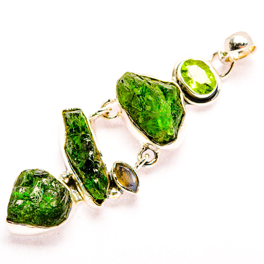 Chrome Diopside Pendants handcrafted by Anasilvercos - PD32156 - Photo 2
