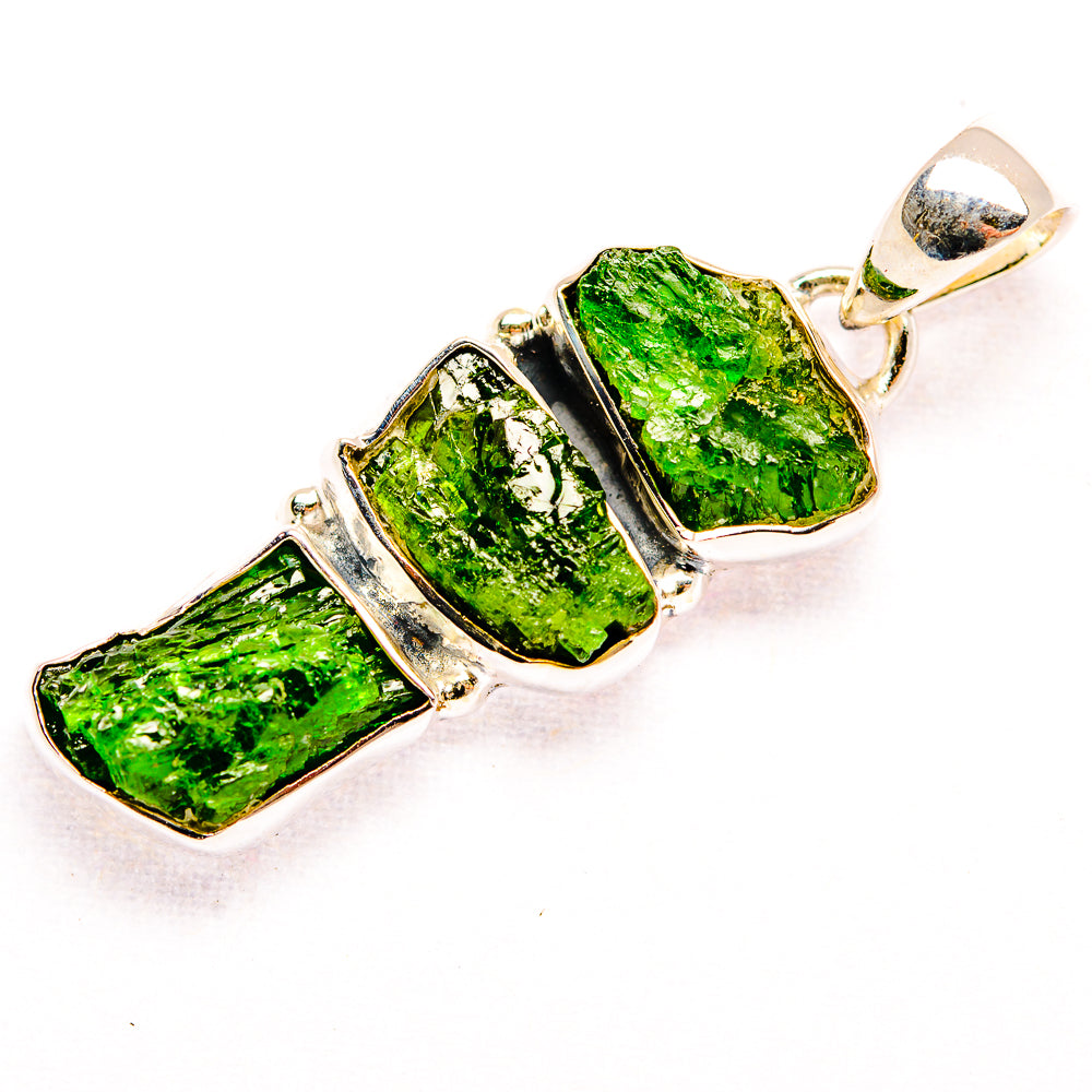 Chrome Diopside Pendants handcrafted by Anasilvercos - PD32158 - Photo 2