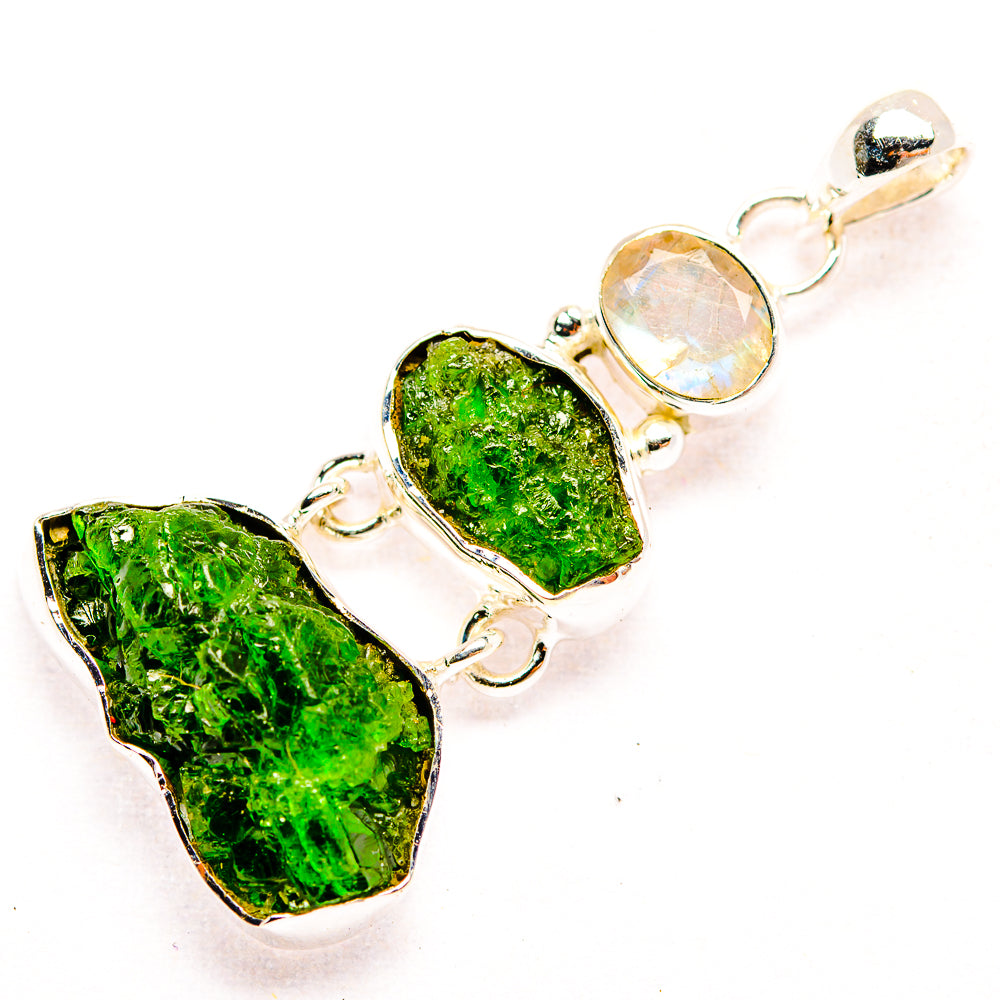 Chrome Diopside Pendants handcrafted by Anasilvercos - PD32310 - Photo 2