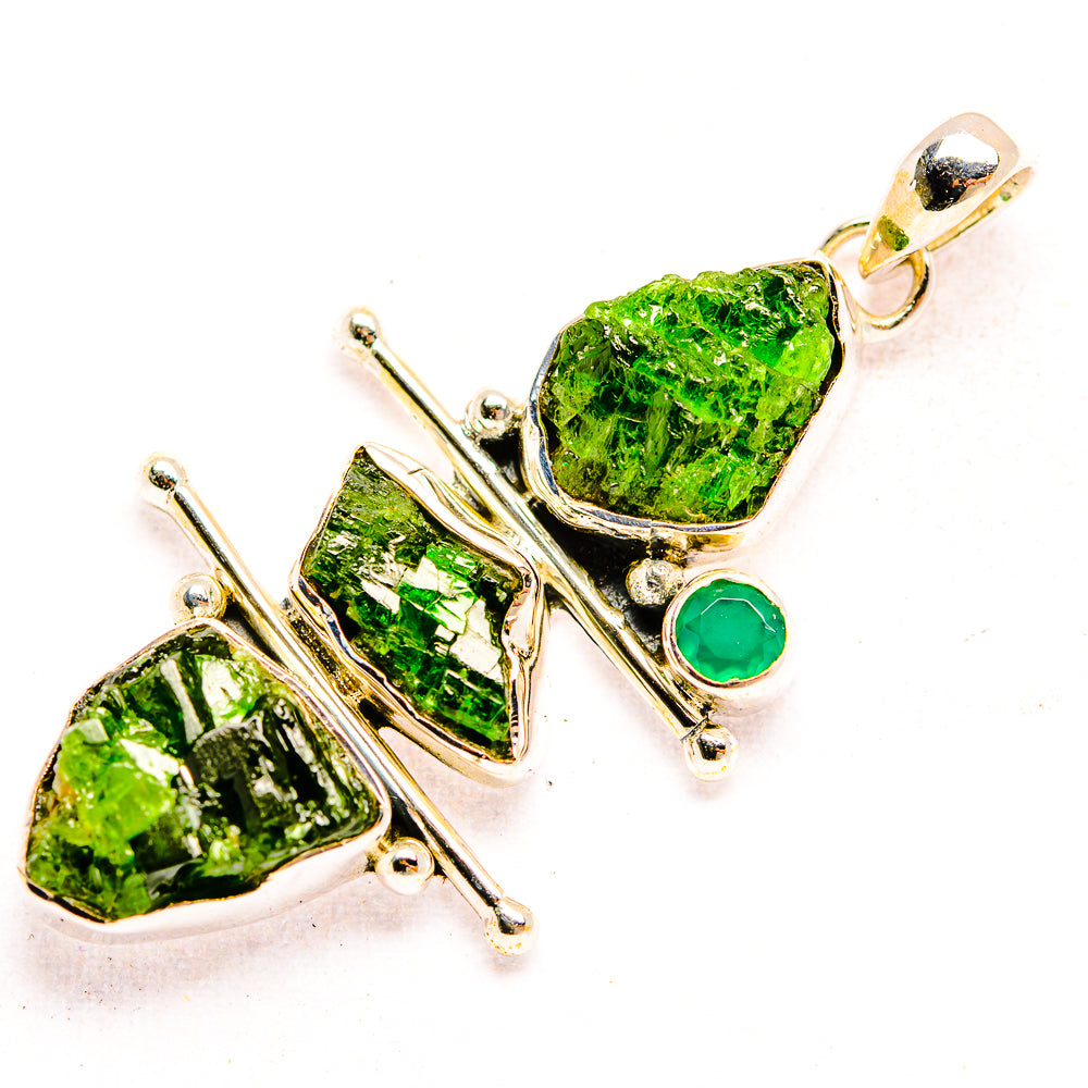 Chrome Diopside Pendants handcrafted by Anasilvercos - PD32316 - Photo 2