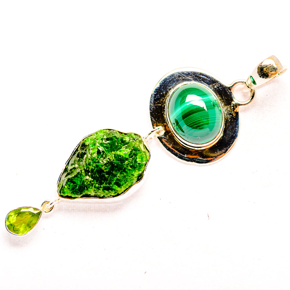 Chrome Diopside Pendants handcrafted by Anasilvercos - PD32345 - Photo 2