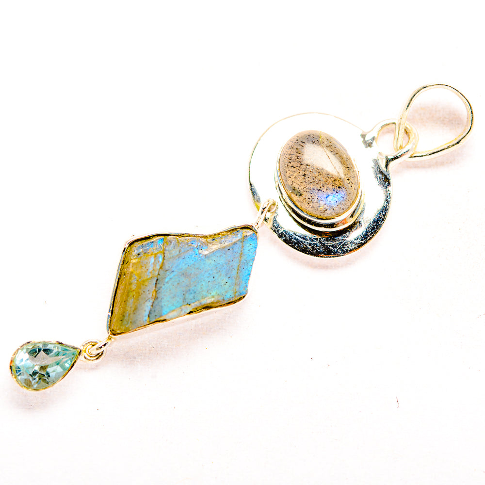 Labradorite Pendants handcrafted by Anasilvercos - PD32354 - Photo 2