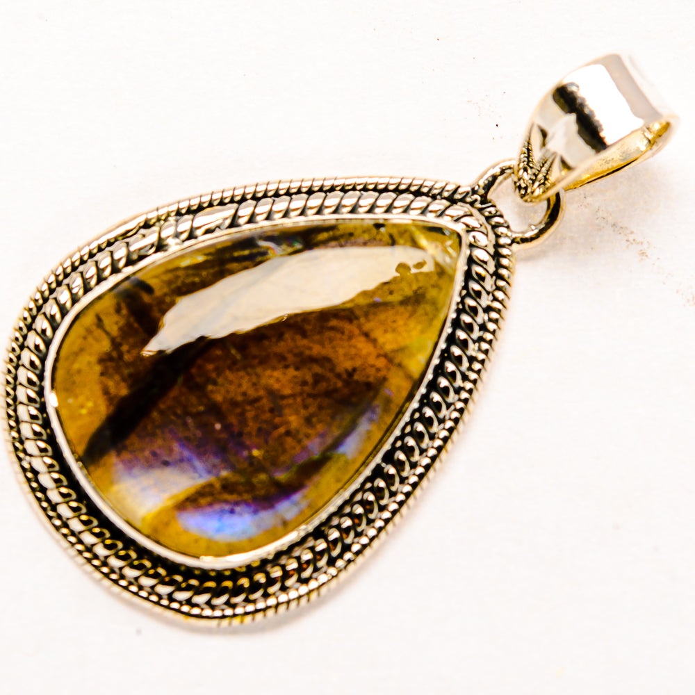 Labradorite Pendants handcrafted by Anasilvercos - PD34227 - Photo 2