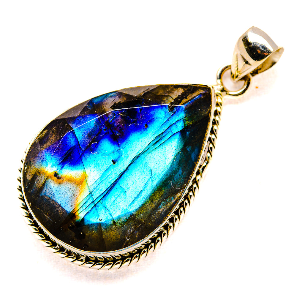 Labradorite Pendants handcrafted by Anasilvercos - PD34657 - Photo 2