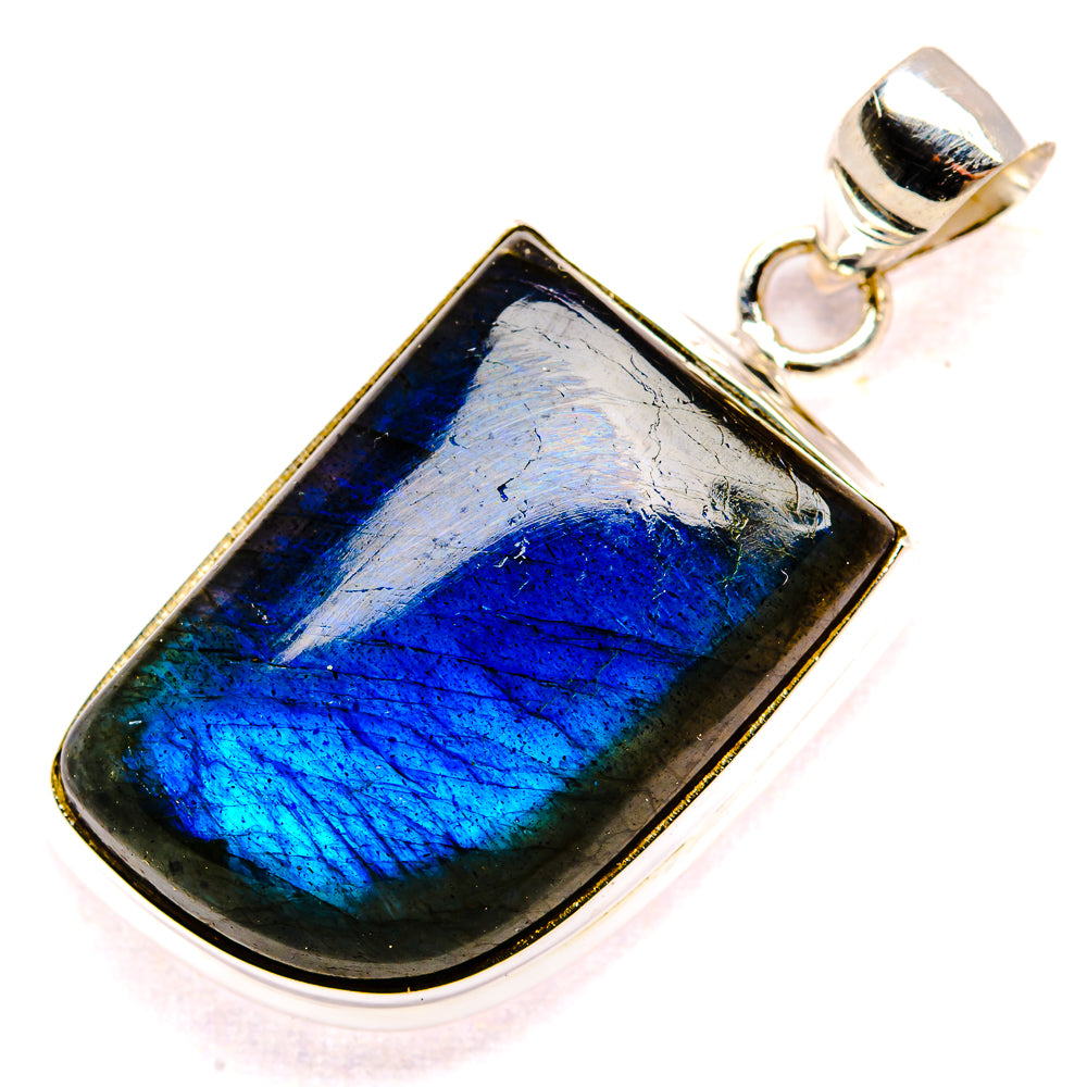 Labradorite Pendants handcrafted by Anasilvercos - PD35359 - Photo 2