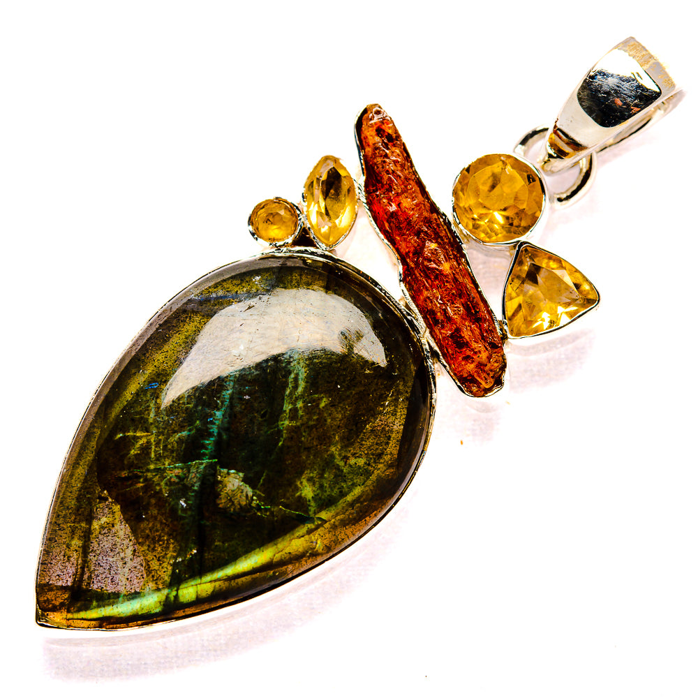Labradorite Pendants handcrafted by Anasilvercos - PD35648 - Photo 2