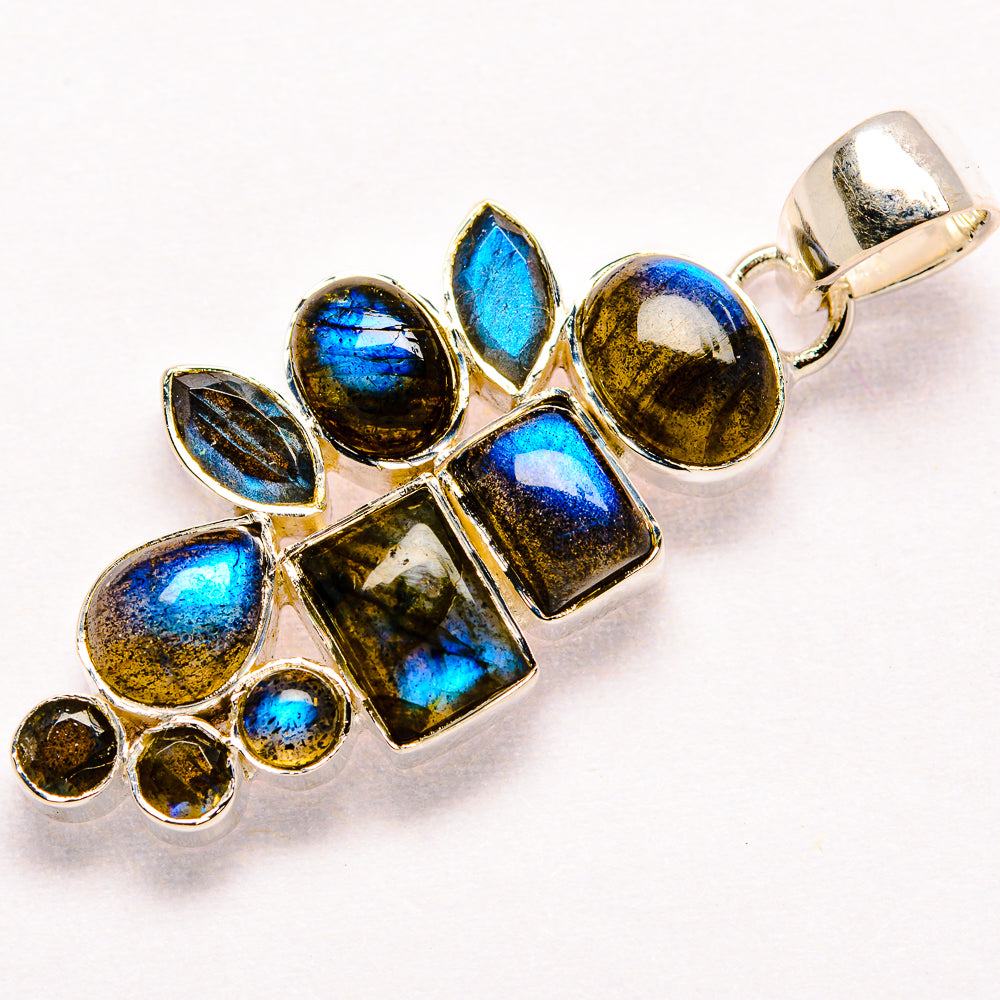Labradorite Pendants handcrafted by Anasilvercos - PD35872 - Photo 2