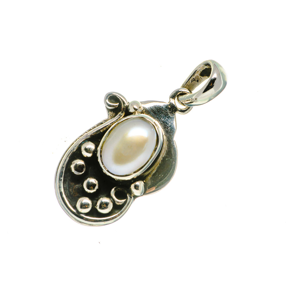 Cultured Pearl Pendants handcrafted by Anasilvercos - PD726783