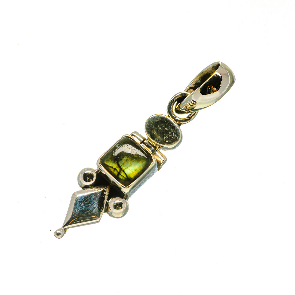 Labradorite Pendants handcrafted by Anasilvercos - PD733463