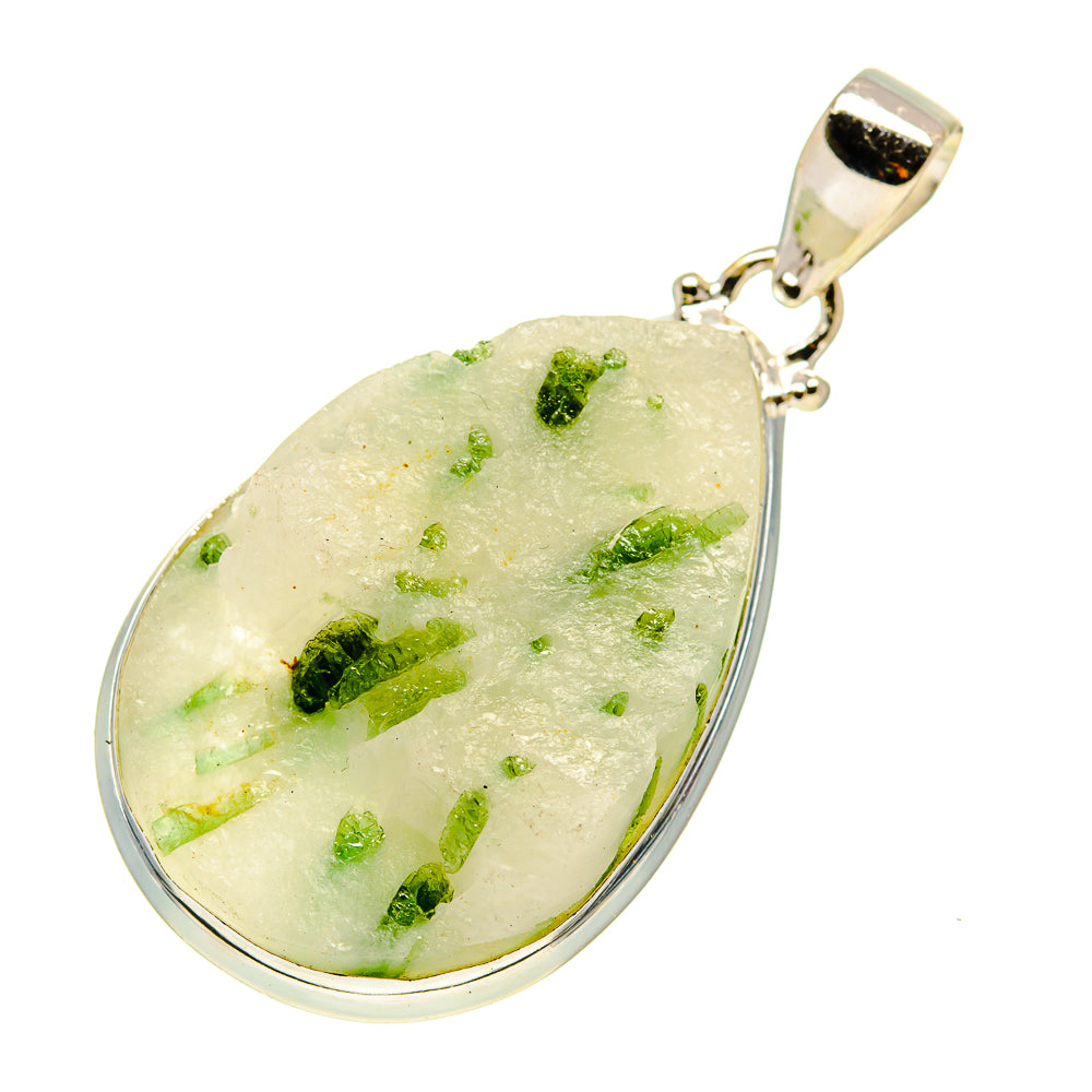 Green Quartz Crystal Pendants handcrafted by Anasilvercos - PD743548