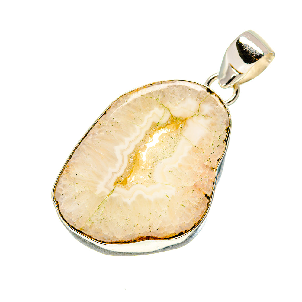 White Geode Slice Pendants handcrafted by Anasilvercos - PD752063