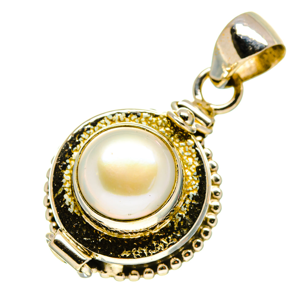 Cultured Pearl Pendants handcrafted by Anasilvercos - PD756259