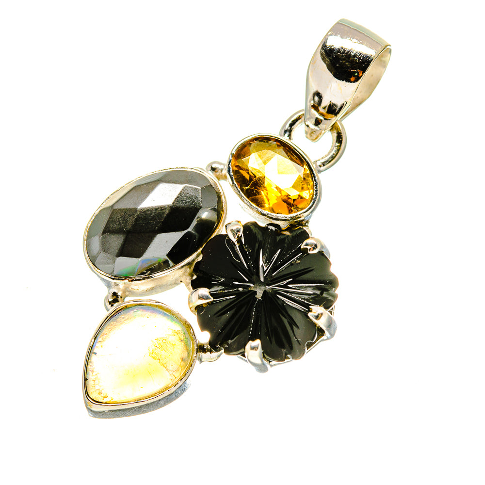 Hematite Pendants handcrafted by Anasilvercos - PD758305