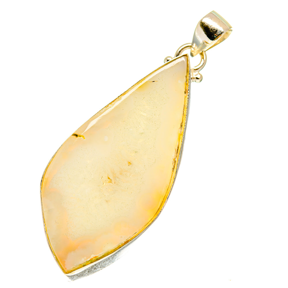 White Geode Slice Pendants handcrafted by Anasilvercos - PD760163