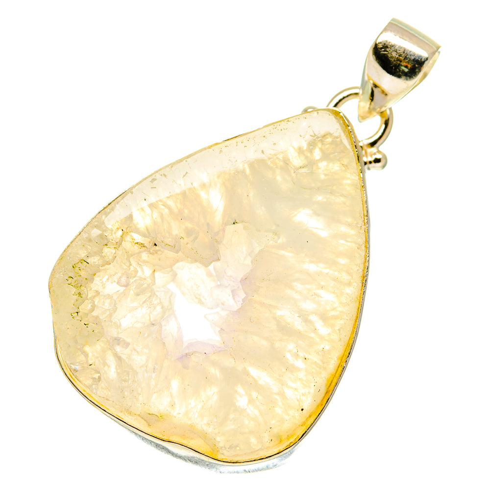 White Geode Slice Pendants handcrafted by Anasilvercos - PD760578
