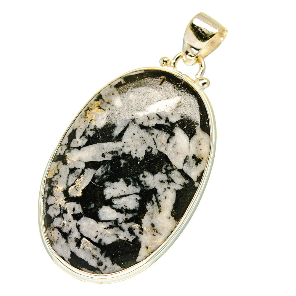 Chrysanthemum Stone Pendants handcrafted by Anasilvercos - PD760851