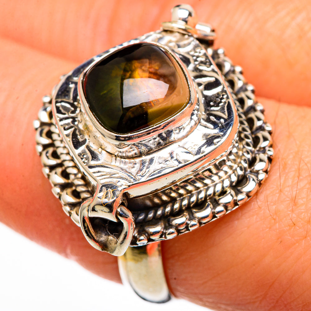 Green Tourmaline Rings handcrafted by Anasilvercos - RING100422