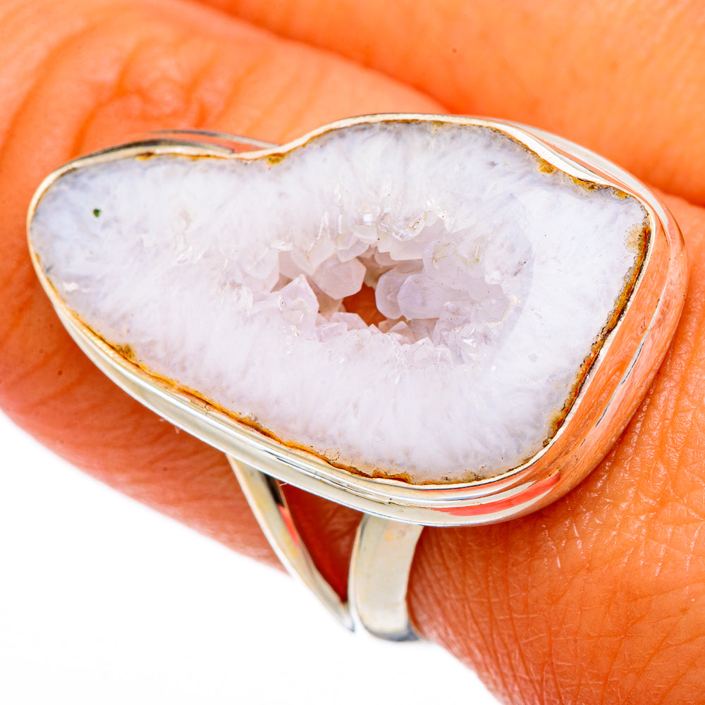 White Geode Slice Rings handcrafted by Anasilvercos - RING103189