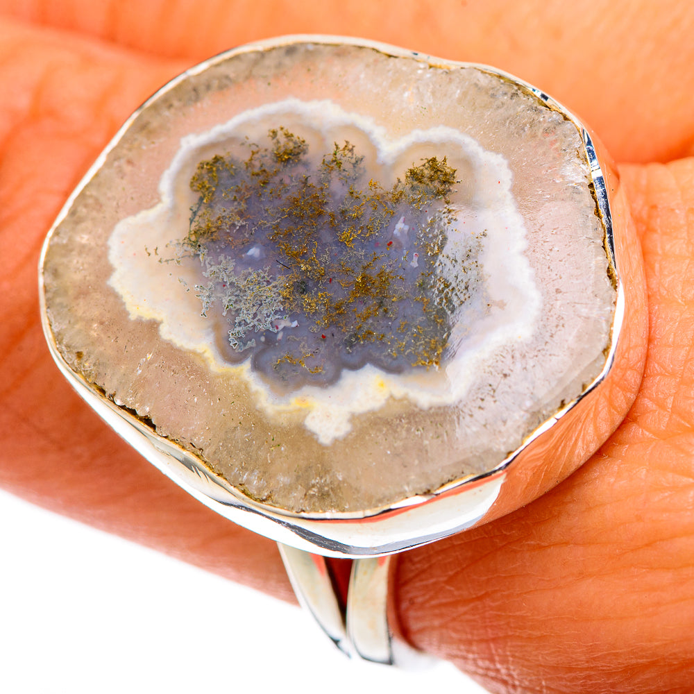 White Geode Slice Rings handcrafted by Anasilvercos - RING107396