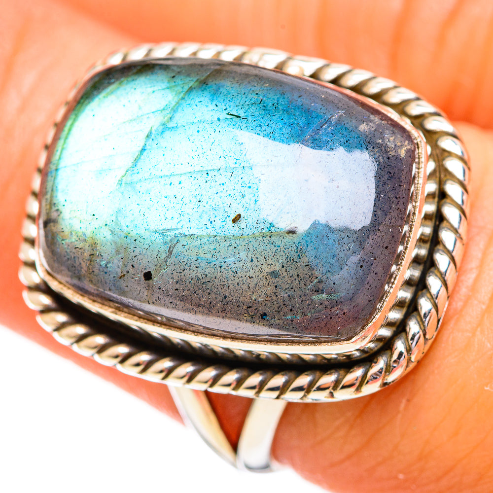 Labradorite Rings handcrafted by Anasilvercos - RING114009
