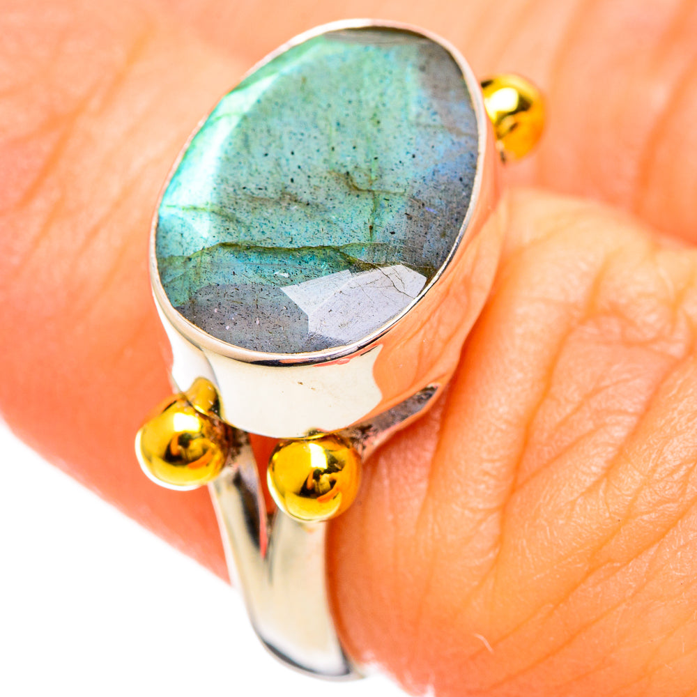 Labradorite Rings handcrafted by Anasilvercos - RING114017