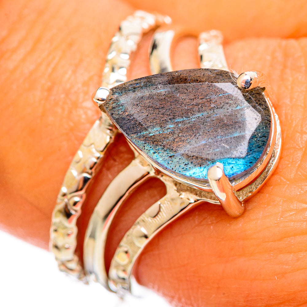Labradorite Rings handcrafted by Anasilvercos - RING114271