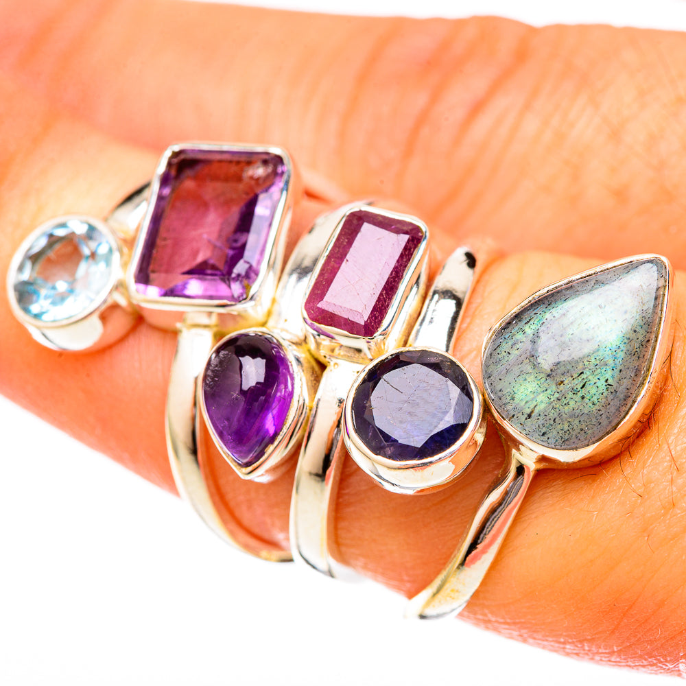 Labradorite Rings handcrafted by Anasilvercos - RING122853