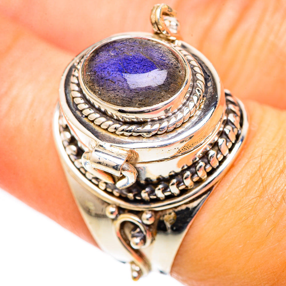 Labradorite Rings handcrafted by Anasilvercos - RING125255