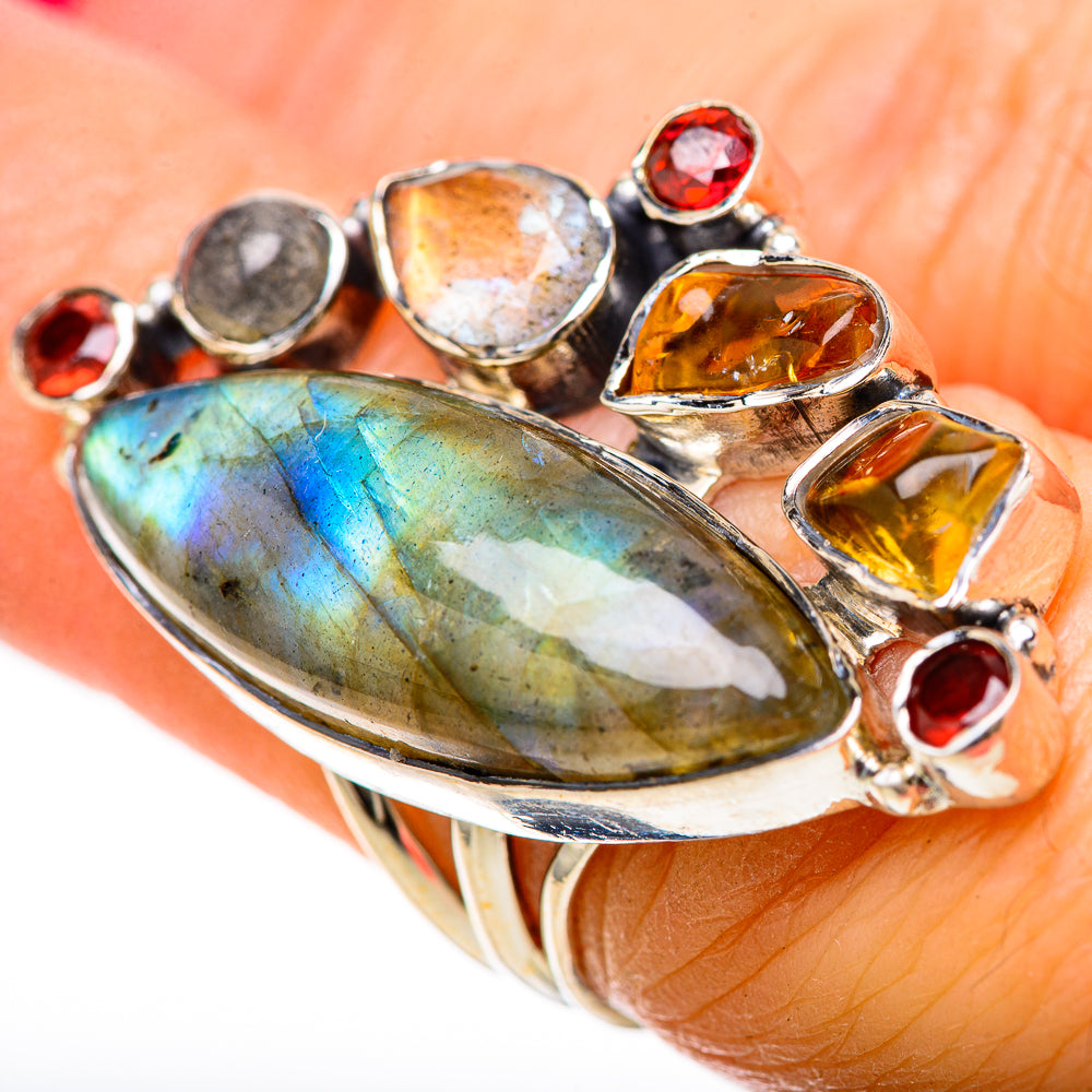 Labradorite Rings handcrafted by Anasilvercos - RING128620 - Photo 3