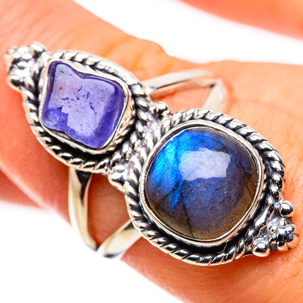 Labradorite Rings handcrafted by Anasilvercos - RING132408