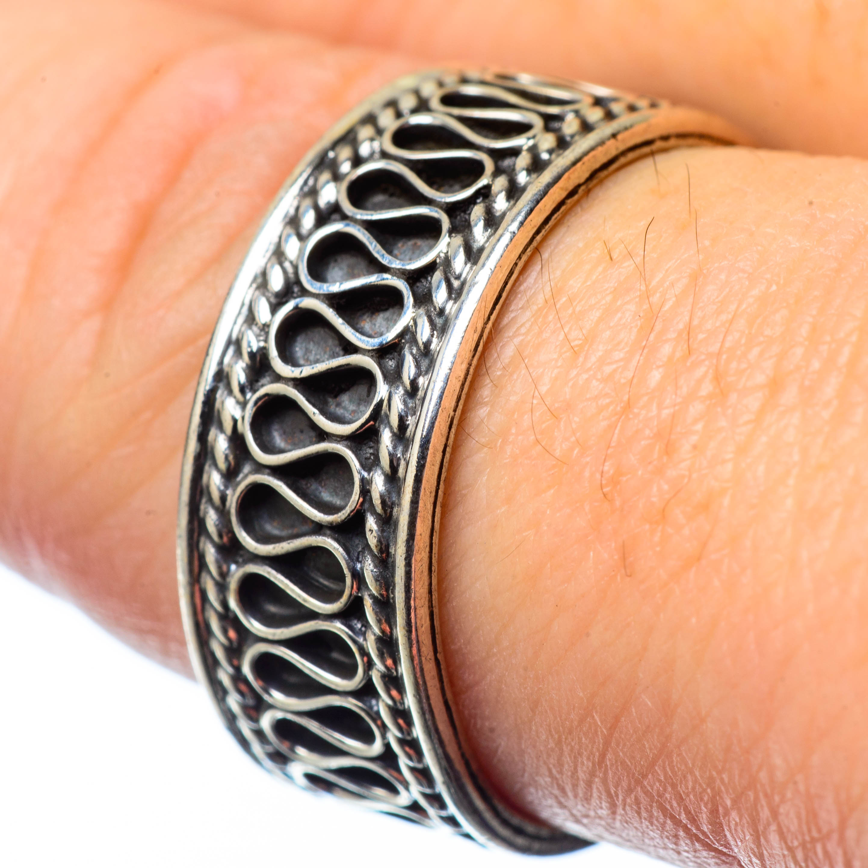 Wedding Band Rings handcrafted by Anasilvercos - RING28020
