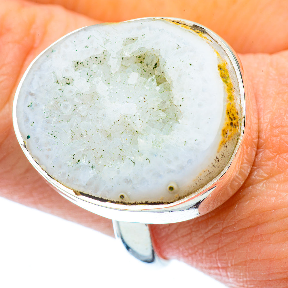 White Geode Slice Rings handcrafted by Anasilvercos - RING34650