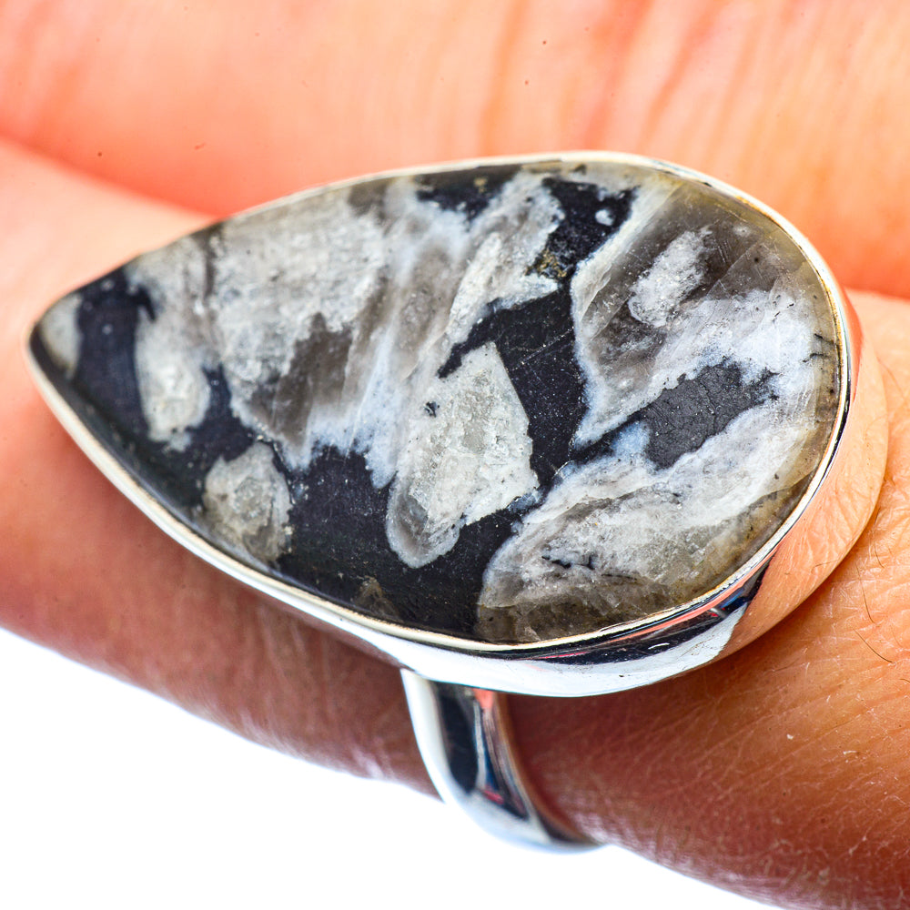 Chrysanthemum Stone Rings handcrafted by Anasilvercos - RING39945