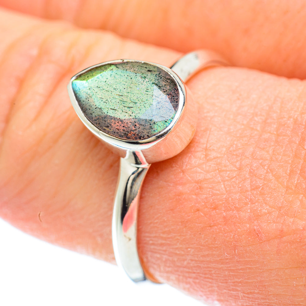 Labradorite Rings handcrafted by Anasilvercos - RING51294