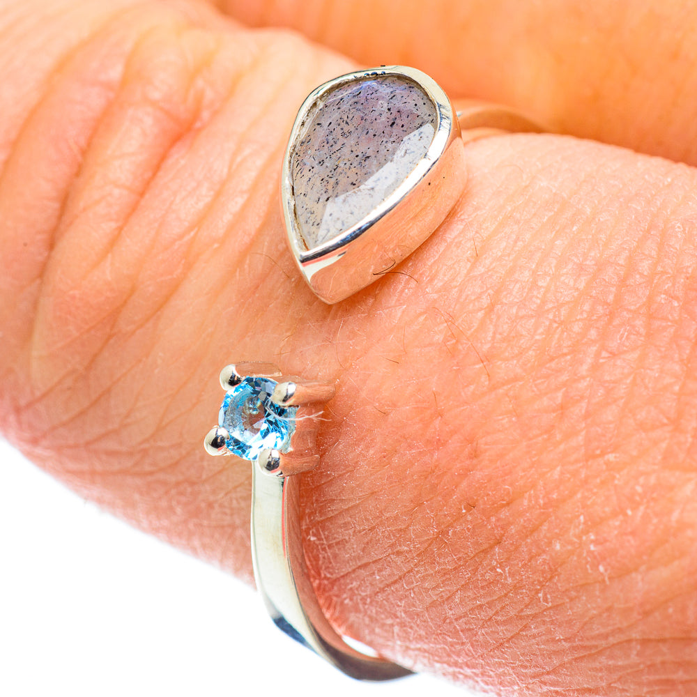 Labradorite Rings handcrafted by Anasilvercos - RING51955