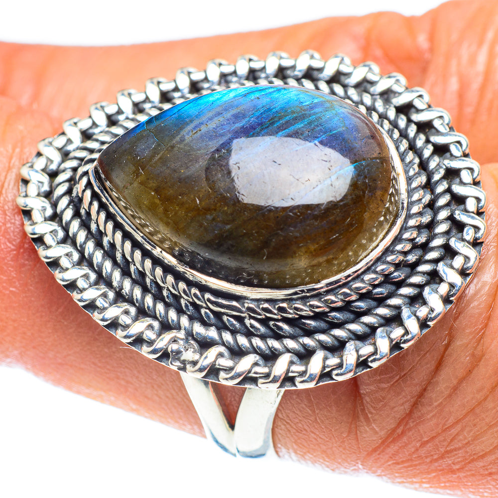 Labradorite Rings handcrafted by Anasilvercos - RING59010