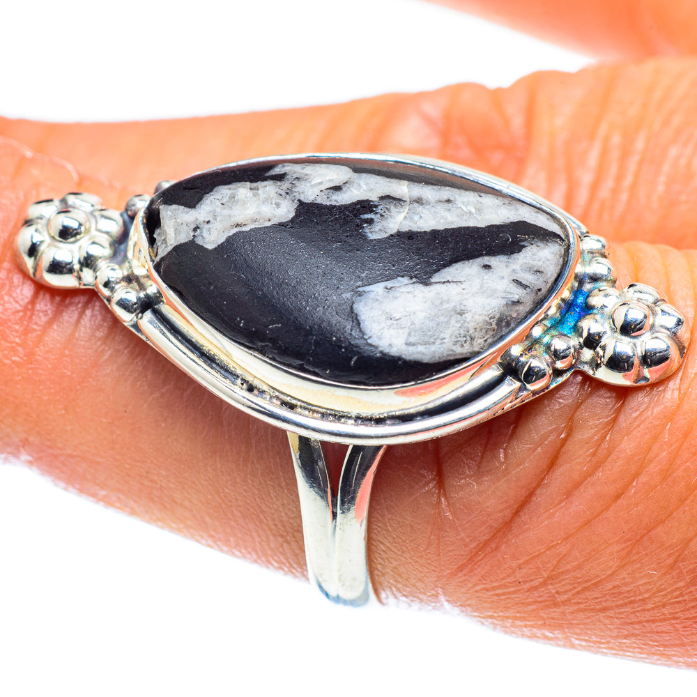 Chrysanthemum Stone Rings handcrafted by Anasilvercos - RING59594