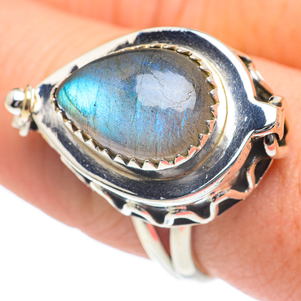 Labradorite Rings handcrafted by Anasilvercos - RING62340