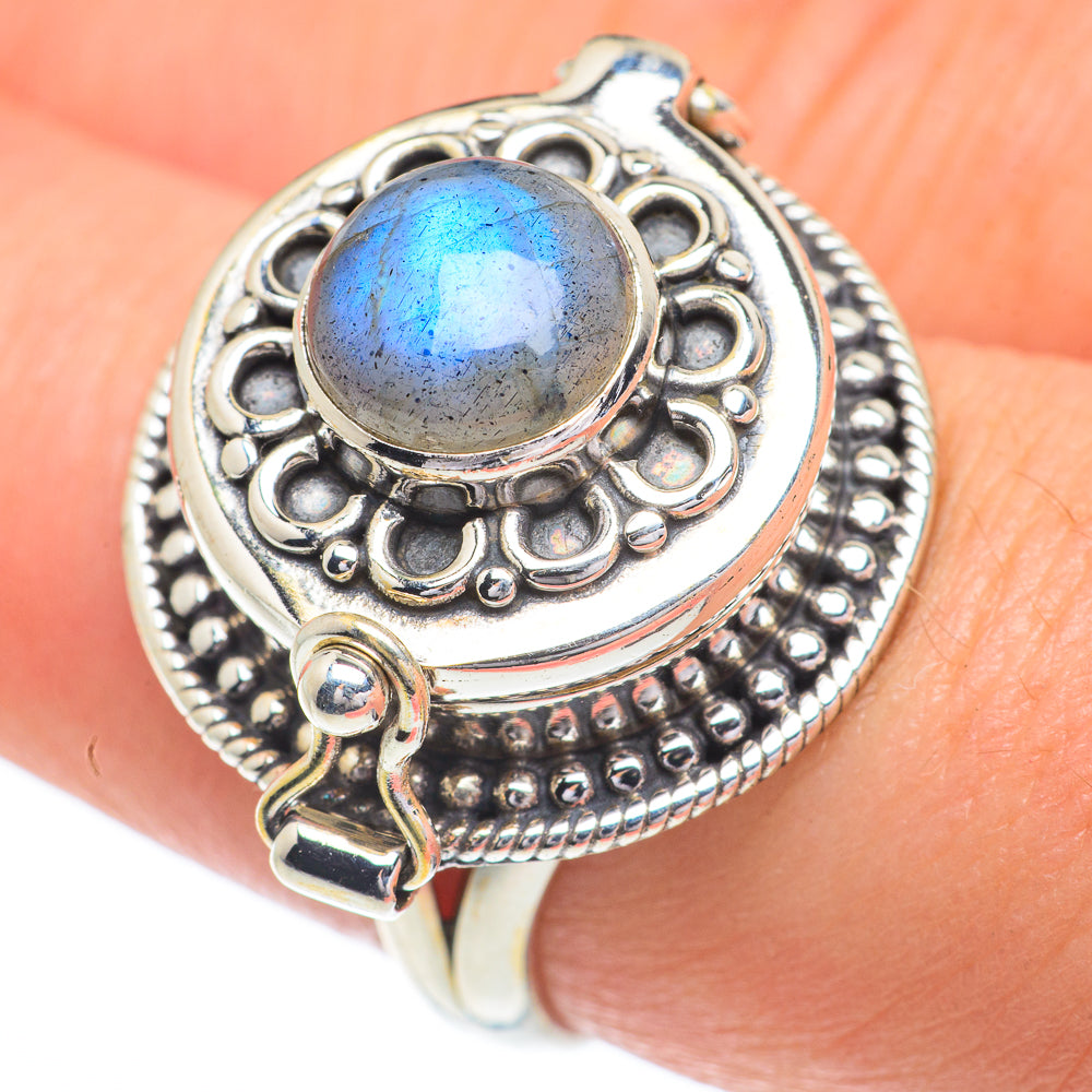Labradorite Rings handcrafted by Anasilvercos - RING63070