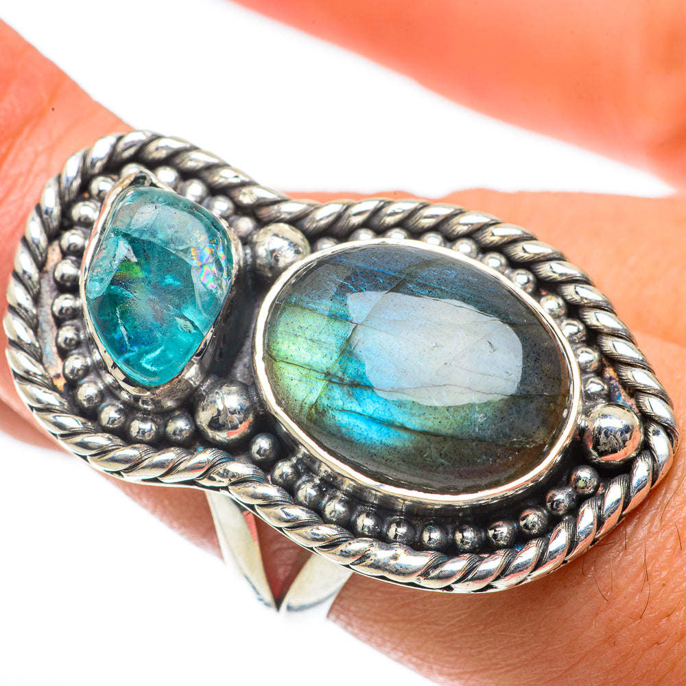 Labradorite Rings handcrafted by Anasilvercos - RING64109