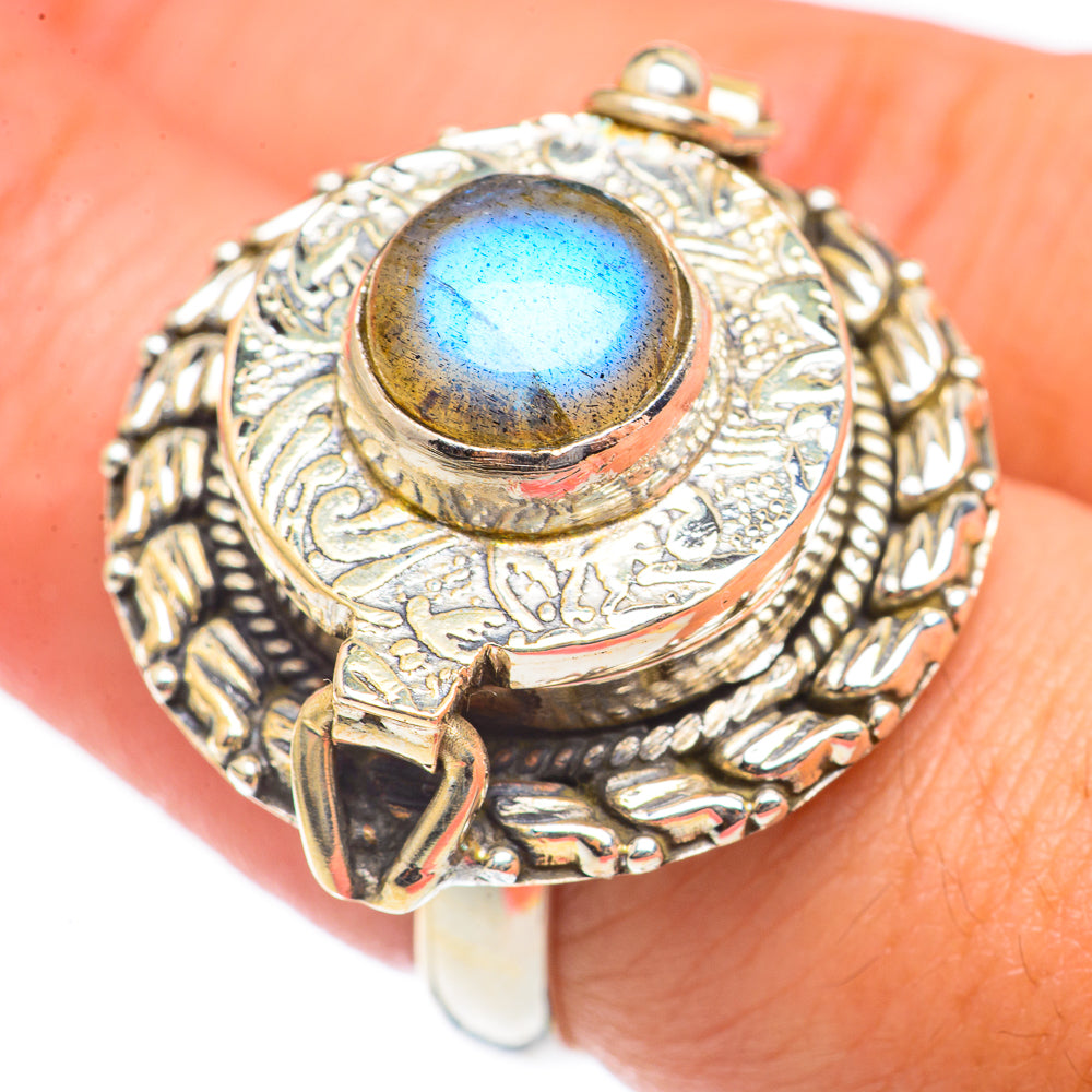 Labradorite Rings handcrafted by Anasilvercos - RING70223