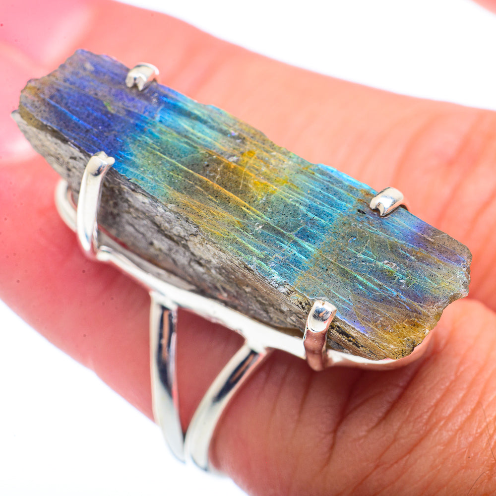 Labradorite Rings handcrafted by Anasilvercos - RING72400