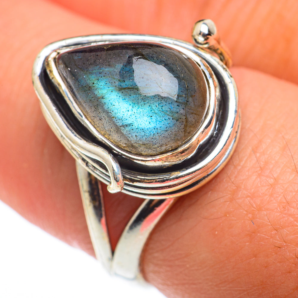 Labradorite Rings handcrafted by Anasilvercos - RING74101